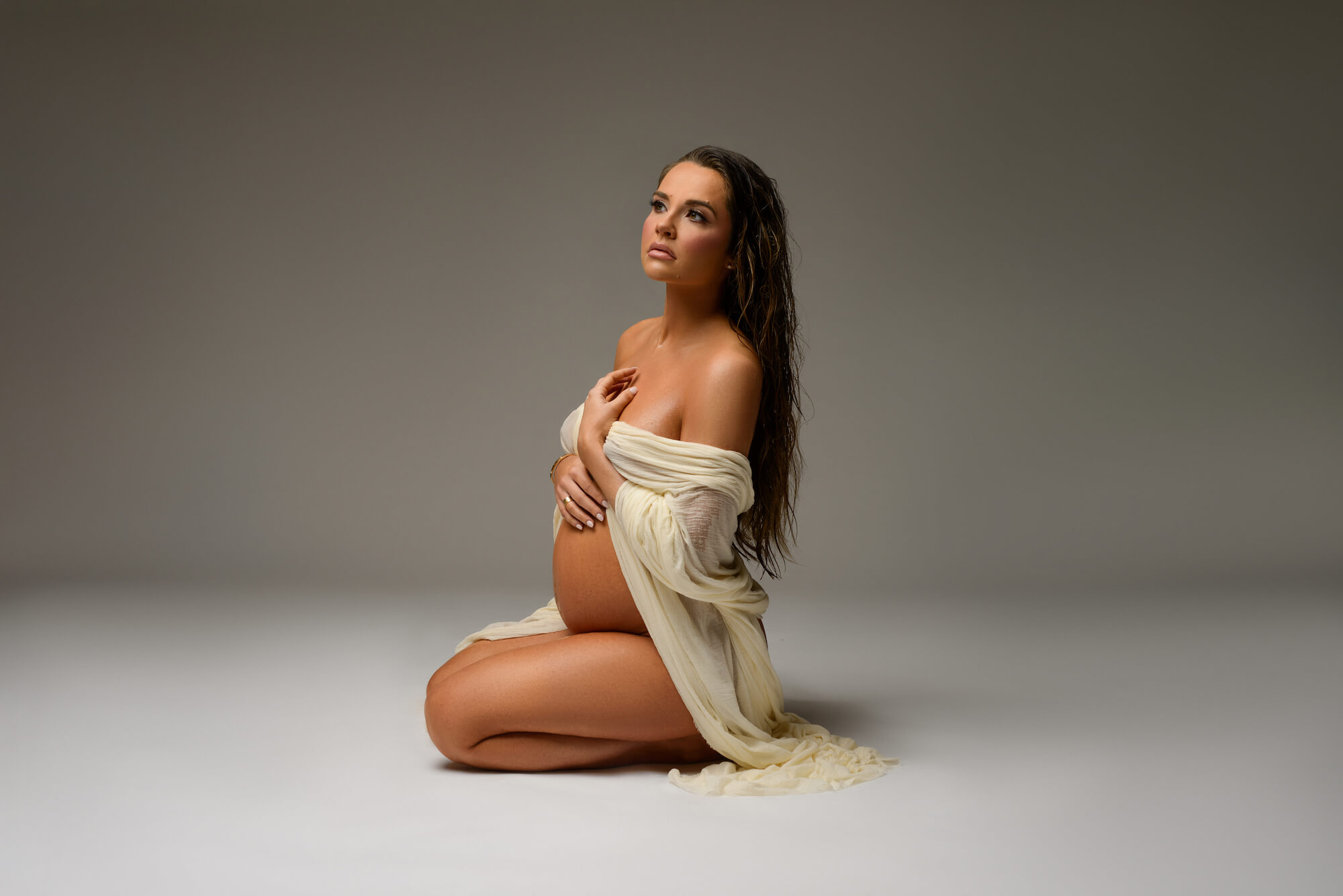 pregnancy photoshoot nyc, maternity portrait studio near me, nyc maternity photographer