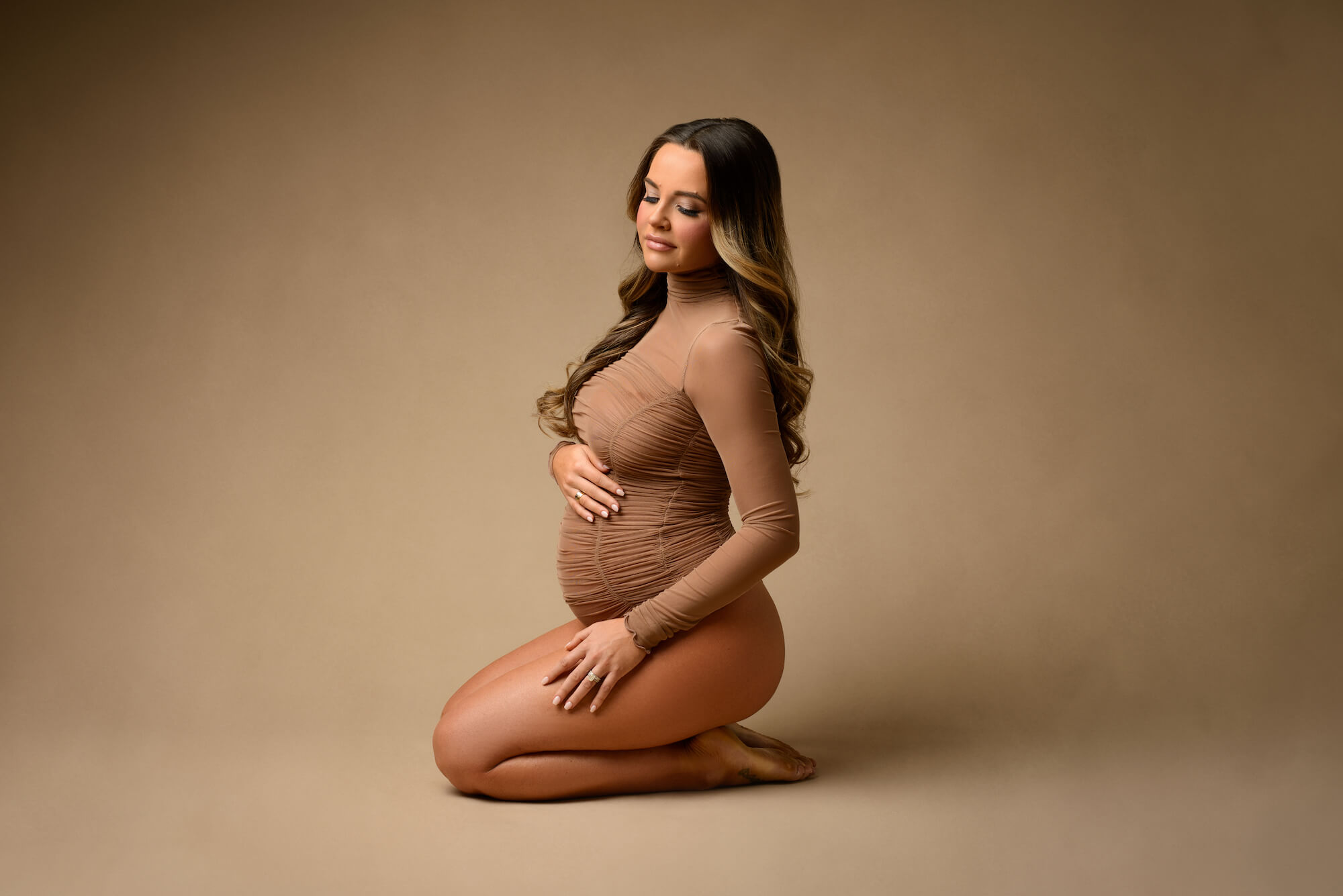 Luxury NYC Maternity Studio Photoshoot