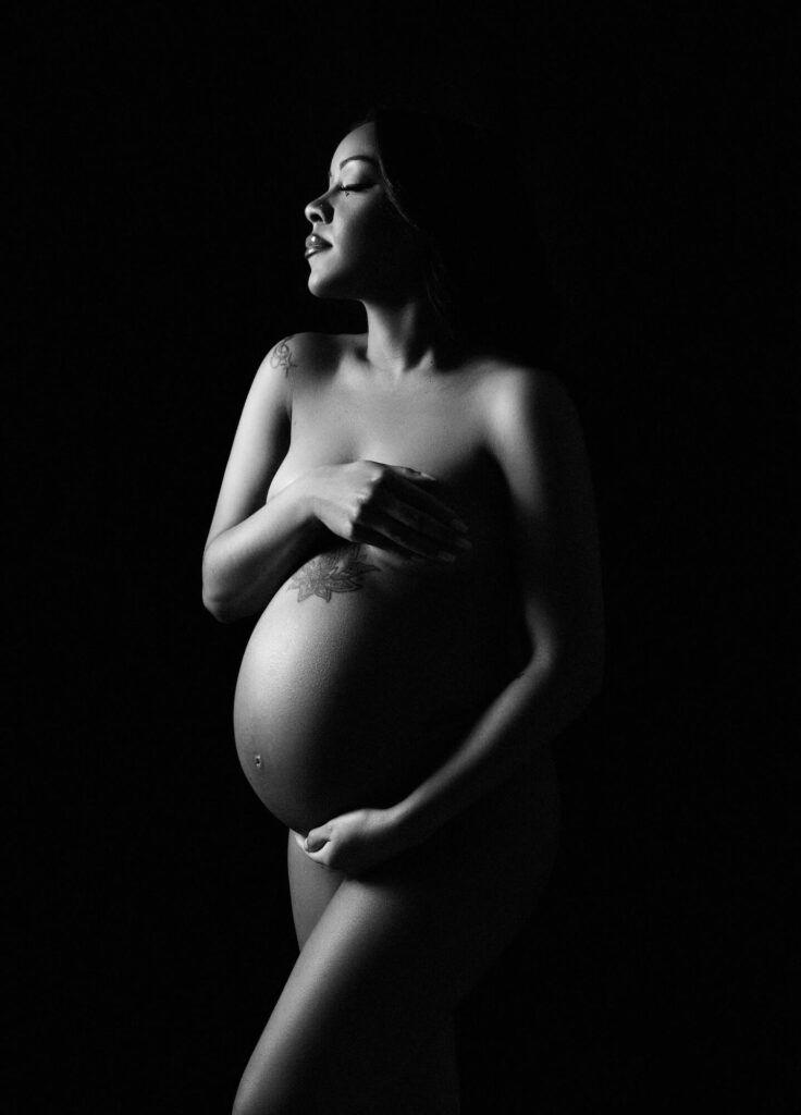maternity photography near me, luxury maternity studio queens ny, nyc maternity photographer